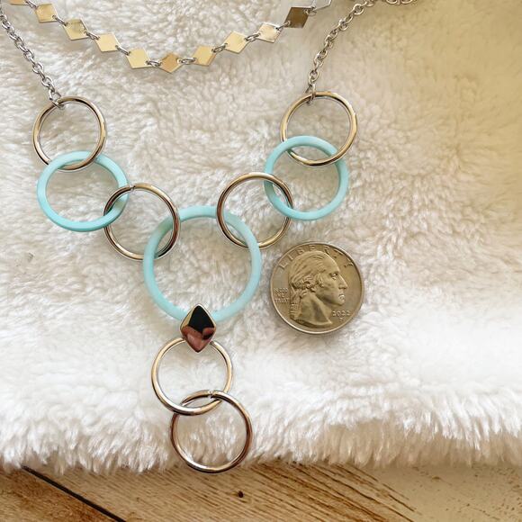 Macy’s Two Row Layered Y Necklace Silver Blue Linked Rings NWOT - Picture 4 of 9